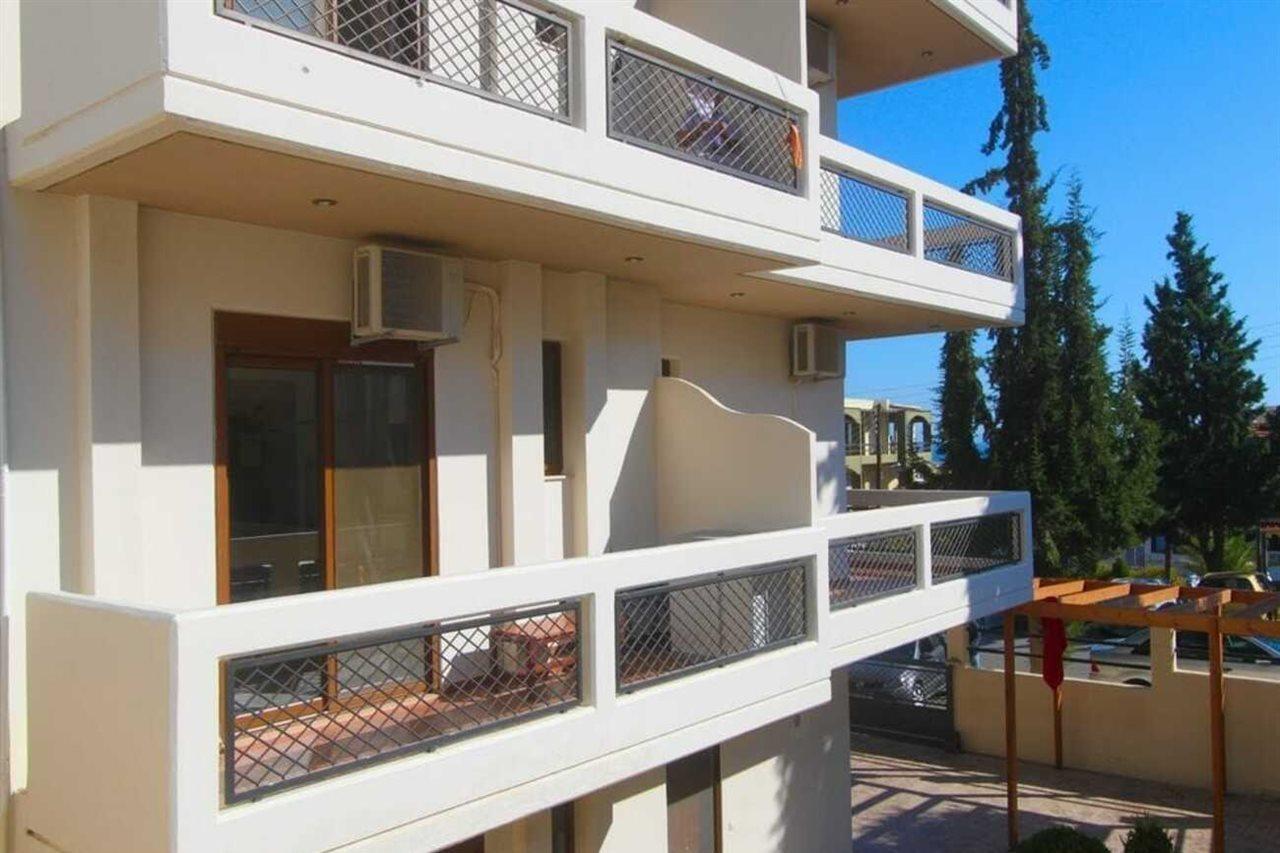 Pansion Platis Hotel